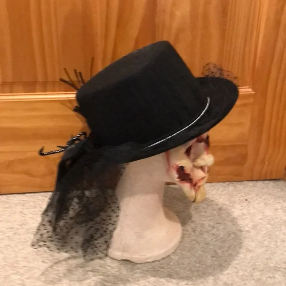 Halloween Hat - Picture 2 of 5